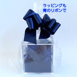 推しカラーボックス(青)  プリザーブドフラワー アレンジメント クリアケース 2枚目の画像