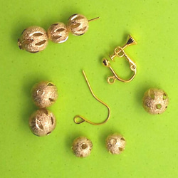 ビーズ 2ｻｲｽﾞ8個 8mm 10mm 丸玉 透かし 梨地 ゴールド  銅 4枚目の画像