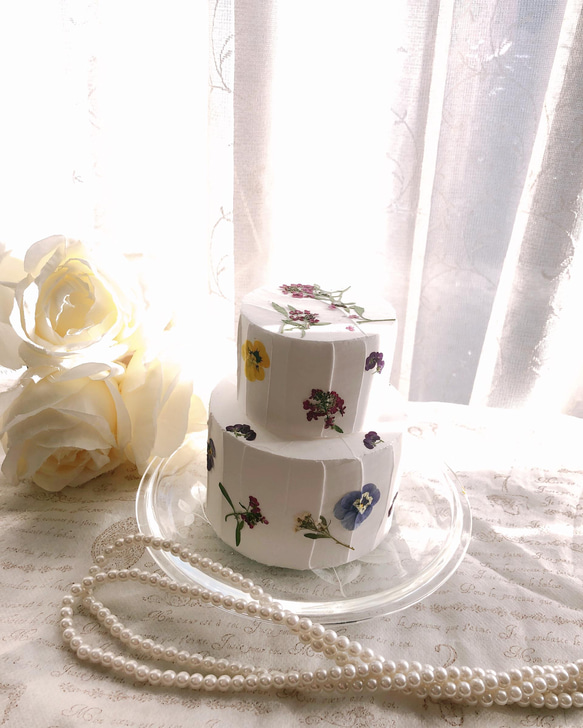 お花のクレイクリームケーキ 1枚目の画像