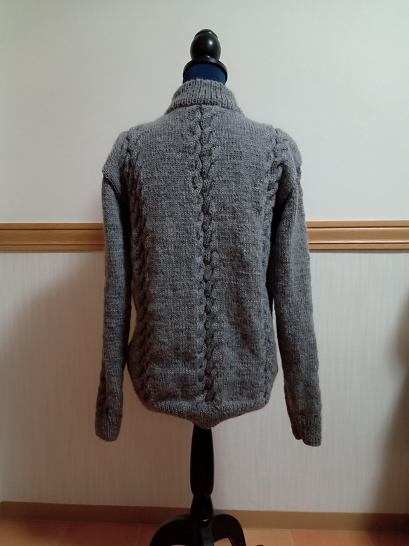 アラン模様のセーター 4枚目の画像