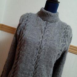 アラン模様のセーター 2枚目の画像