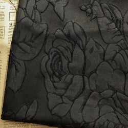 レリーフ黒の花柄 ジャカード織りの生地 [2875] 1枚目の画像