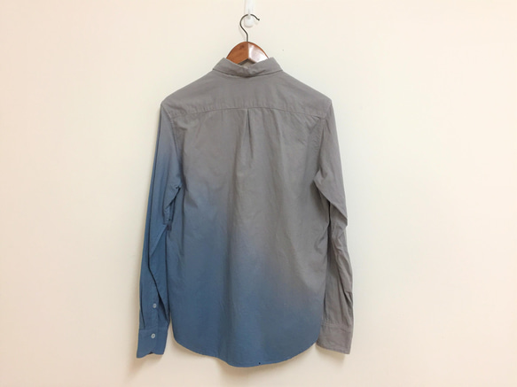 ＜ツムギラボ＞サンプル販売 オーガニックコットンオックスフォード ボタンダウンシャツ ブルー×グレーグラデーション 2枚目の画像