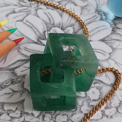 ☆ちょっと不思議な天然石のアクセサリー（アベンチュリンのチャーム）　Dear Friend® 7枚目の画像