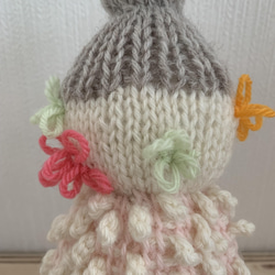 メルヘン界の住人　編み人形(ベージュ帽子) 4枚目の画像