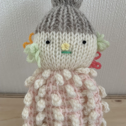 メルヘン界の住人　編み人形(ベージュ帽子) 3枚目の画像