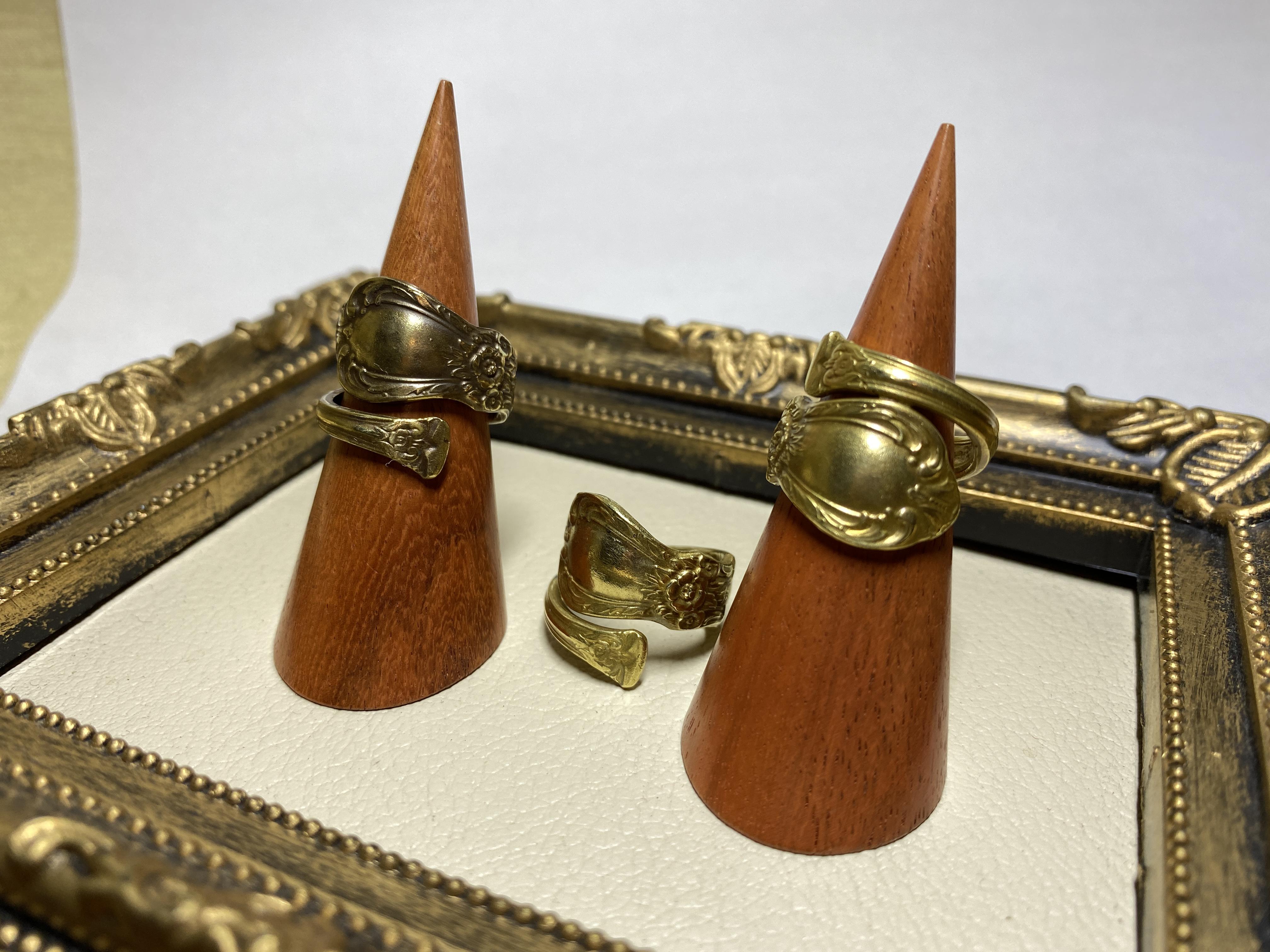 スプーン　彫金細工アンティーク