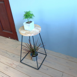 アイアン製円形スツール　サイドテーブル　シンプル　観葉植物　インテリア　店舗　カフェ　美容室 2枚目の画像