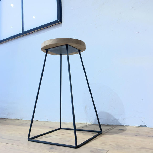 アイアン製円形スツール　サイドテーブル　シンプル　観葉植物　インテリア　店舗　カフェ　美容室 4枚目の画像