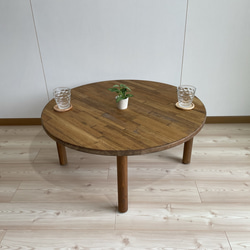 木のぬくもり感じる丸型テーブル・丸脚・ﾐﾃﾞｨｱﾑ 2枚目の画像
