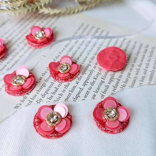 6個】ビーズ刺繍 カボション 4弁 フラワー バックフラット 貼付け