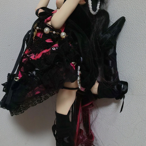 作家様　あみぐるみ　白猫　アートドール　テディキャット　ブライス　ドール　人形 ⚮ . 小さな白猫ちゃん❤︎ . . . . 黒猫ちゃんと白猫ちゃん 8日