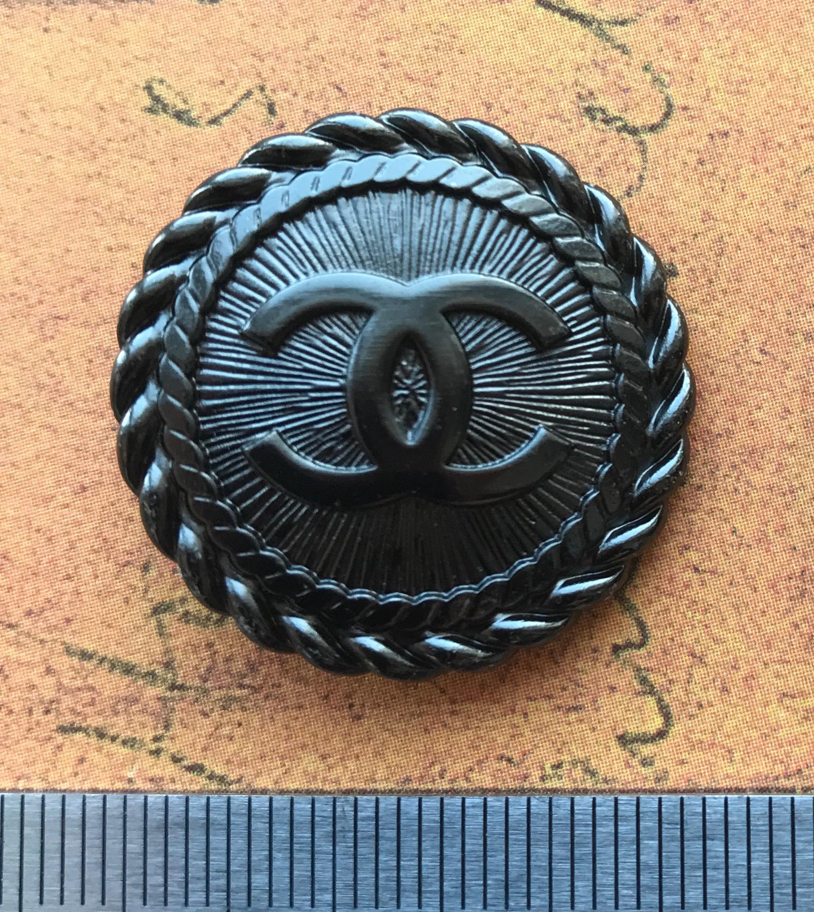 シャネルロゴボタンキュロット シャネル ココマーク金ボタン ヴィンテージキュロット タック