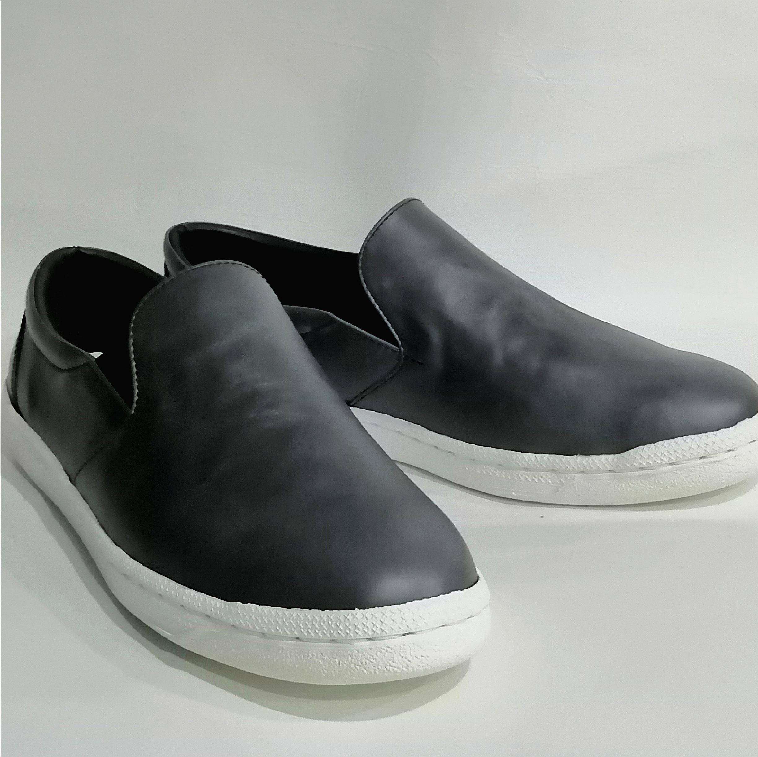 ◇新作◇本革◇スリッポン◇男女兼用◇スニーカーソール◇22.5-29cm◇本革◇無料サイズ調整◇色変更可◇ブラック◇