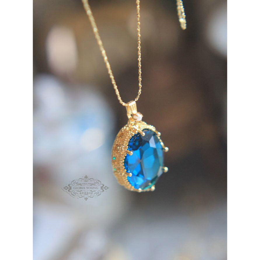 ピーコックブルー オーストリアクリスタル ヴィンテージ キラキラ ストーンネックレス