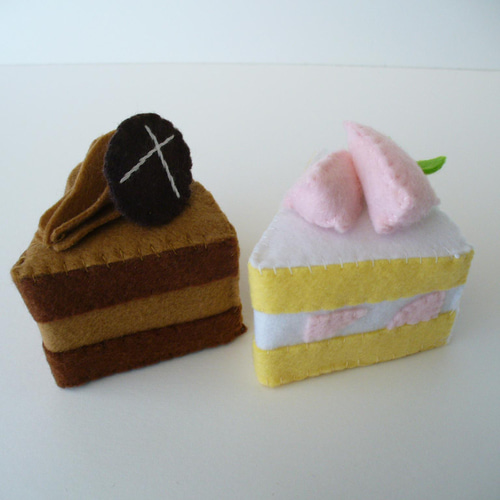 8種類のケーキ＊ケーキ屋さん フェルトままごと 受注製作 おもちゃ