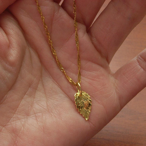 パール付K18葉っぱデザイン ペンダントトップ K24 葉っぱのペンダントトップ ペンダントトップ フラワー