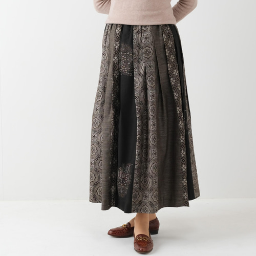 アンティーク大島紬のパッチワークスカート 地空き 細見えタックス  