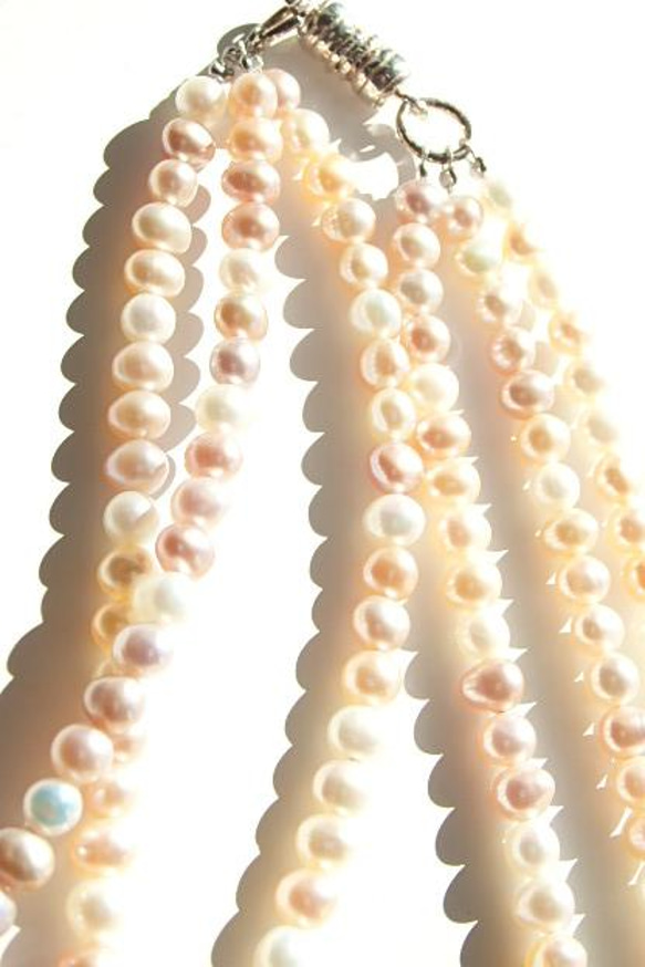 淡水真珠　3連ネックレス 2枚目の画像