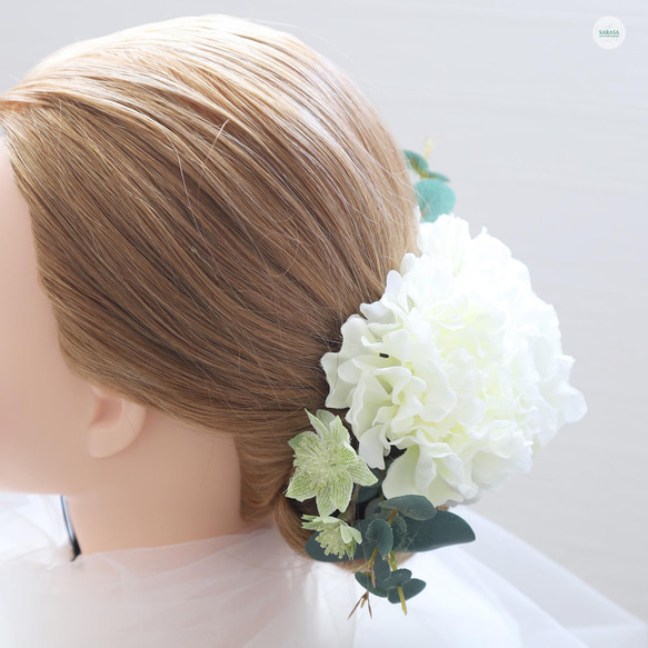 ホワイトラナンキュラスとあじさい　髪飾り/ヘアアクセサリー　結婚式　成人式　卒業式 4枚目の画像