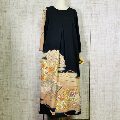 作家物＊扇面に花模様刺繍正絹黒留袖ワンピースM～L＆ギャザー