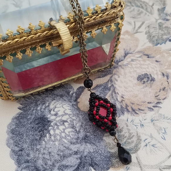 黒曜石　ネックレス 約8cm 赤紐付き ネックレス 黒曜石 六角形 宝石 ネックレス ペンダント 六芒 | tk178