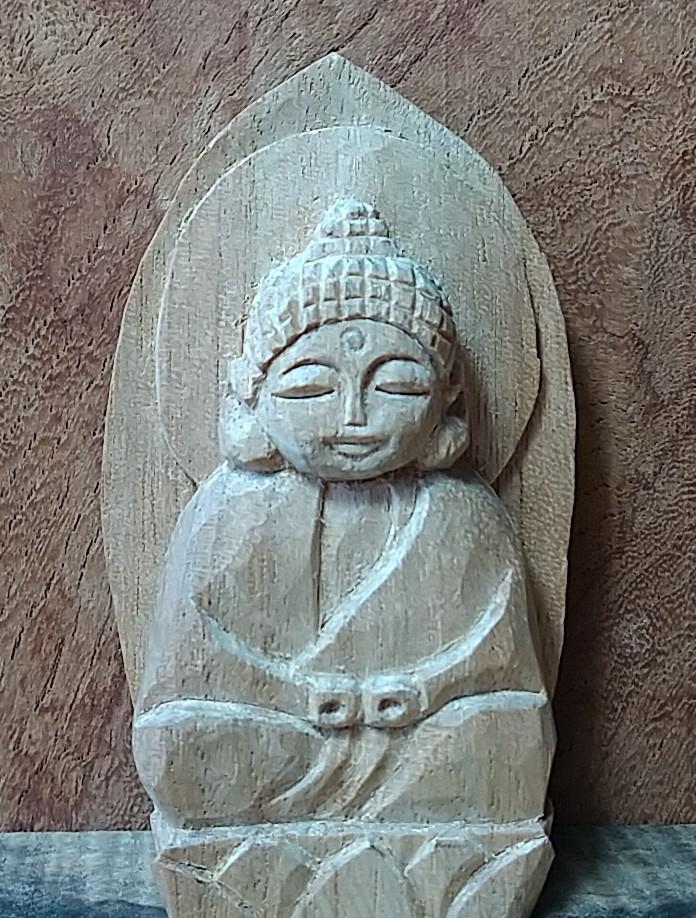 仏像】貫禄が違います【総柘植材・切金・八角】飛天光背釈迦如来