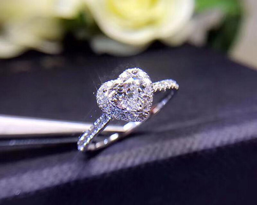 3ct / 最高級モアサナイト/ ハートシェイプリング Creema限定】モアサナイト モアッサナイト ハーフエタニティ