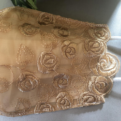 ラスト248不織布マスクカバー ゴールド系✨キラキラ刺繍チュールレース　肌面✨高級シルク 3枚目の画像