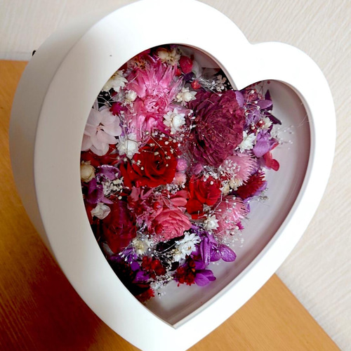 インテリア　プリザーブドフラワー　ハート　バラ　薔薇 バラのカラフルハート型ブーケ【プリザーブドフラワー】O-013