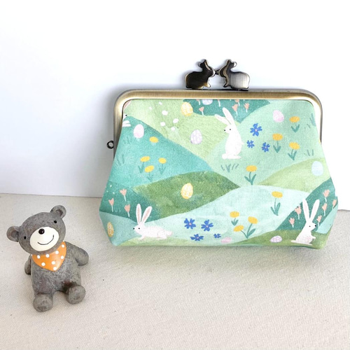 受注制作】春山のうさぎ柄の親子がま口財布 その他ミニ財布