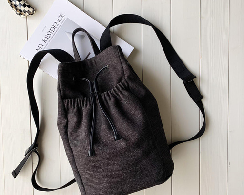 ⭐️極美品⭐️ドゥーニー&バーク 巾着リュック フラップ式 バックパック 90s ナイロン フラップ リュック・バックパック | 通販・人気