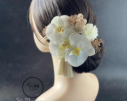 胡蝶蘭と白マムの髪飾り｜白無垢・色打掛・結婚式に（No.52） ヘッド