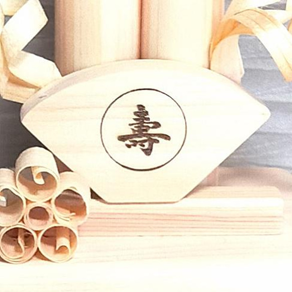 門松　ヒノキ　無垢材  木製ひのきの無垢材でシンプルな門松を制作しました。 4枚目の画像