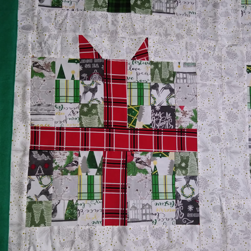 クリスマスパッチワーク布地とデザイン集 クリスマスギフトボックス、パッチワークひざ掛け、ブランケット