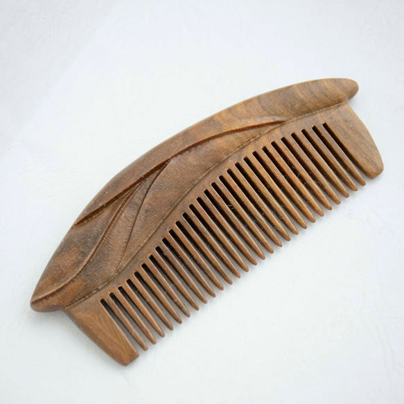 高級木材 天然木の櫛 緑檀 彫りくし 葉っぱ一枚 両面彫り その他