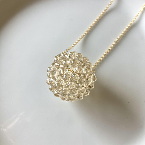 フラーレンのロングネックレス（55cm） シャンパンオーラクリスタル 