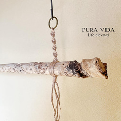 アルプス流木　魔法の杖流木と太め麻紐のハンガーラック アンテーク調リング　 5枚目の画像