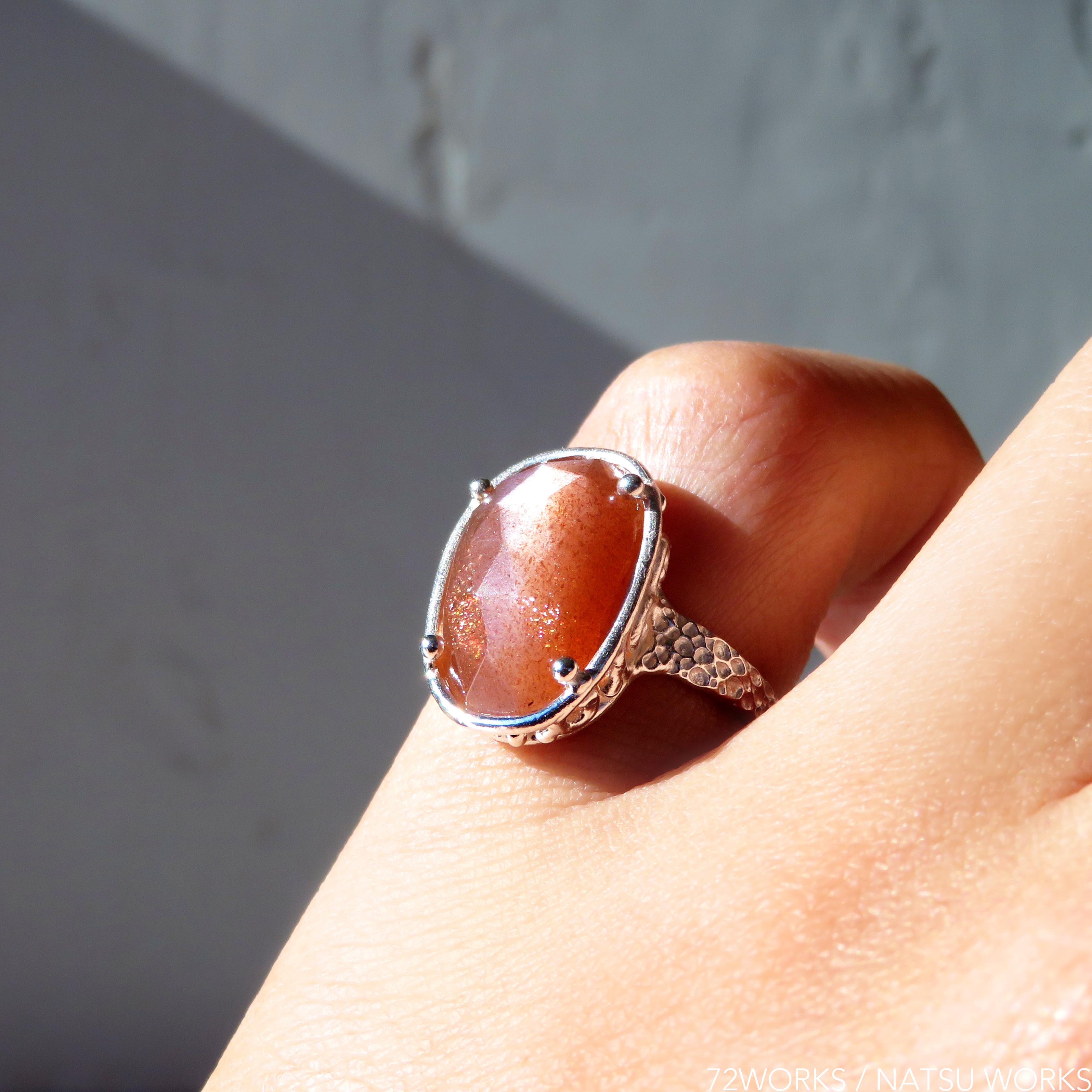 ムーンストーン サンストーン リング / Peach Moonstone Ring