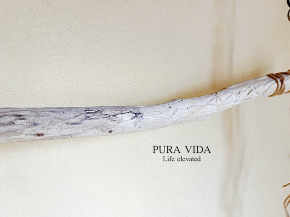 アルプス流木　太め麻紐と模様流木のハンガーラック　アンティーク調リング 4枚目の画像