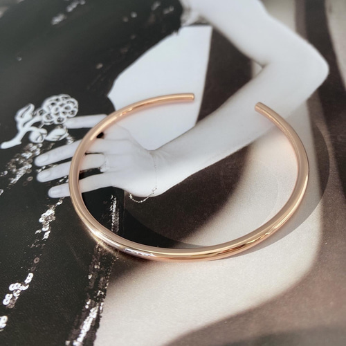 重ね付け♥️スリム 3mm バングル シルバー925B3210 バングル 重ね付け♥️スリム 3mm バングル シルバー925B3210 バングル