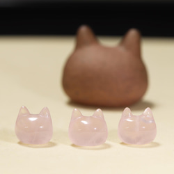 縄文ねこ形土製品 ローズクォーツのピアス　 （659-541/ローズ） 9枚目の画像