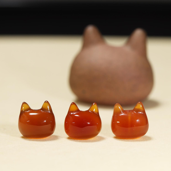 縄文ねこ形土製品 カーネリアンのピアス　 （659-541/カーネ） 7枚目の画像