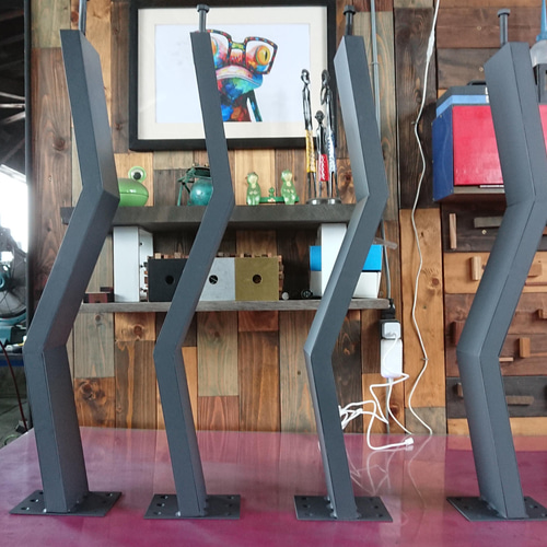 マットグレーでアイアンなBOX鉄脚♪ 27×100×650mm S型 4脚ver