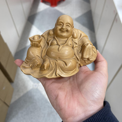 布袋様  置物  七福神  木彫仏像  天然の木  仏教工芸品  精密細工 1枚目の画像