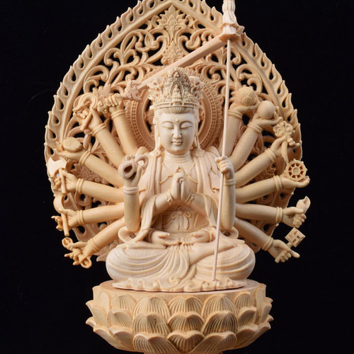 極上品 准胝観音（七倶胝仏母）木彫仏像 置物 細工精彫 仏教工芸品