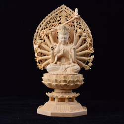 極上品 准胝観音（七倶胝仏母）木彫仏像 置物 細工精彫 仏教工芸品 仏教美術 1枚目の画像
