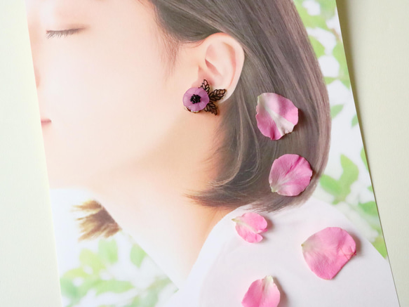 海葵耳環（紫色）*精緻清爽利落可愛小花小花紫色春天 第6張的照片