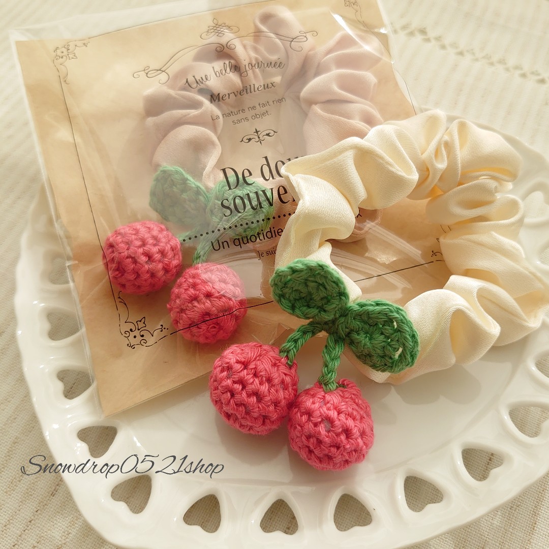 ꫛꫀꪝ硝子の髪飾り★ポンポネグラス★ヘアゴム「想像の花」sakuramochi ꫛꫀꪝ硝子の髪飾り☆ポンポネグラス☆ヘアゴム「想像の花