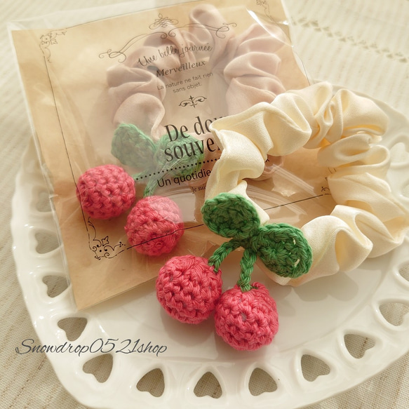 シュシュ  ヘアゴム  桜パール シュシュ ヘアゴム 桜パール ヘアゴム 桜 ラメ パール ヘアポニー